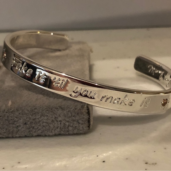 Set of 2 Mary Kay Cuff Bracelets- inspirational engraving - silver tone - Picture 10 of 12